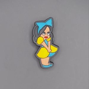 (5/$15) Little Snow White Croc Charm